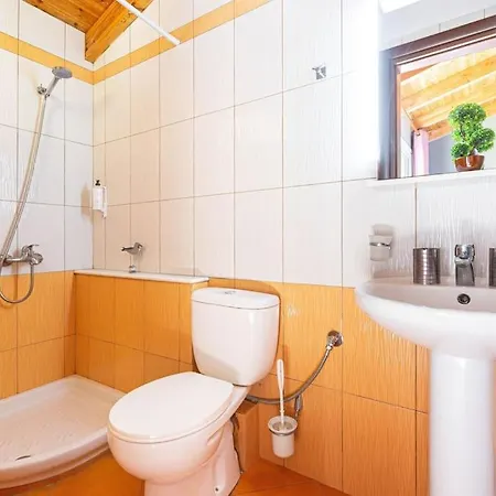 Apartment Potam'sea Bliss 33- Front, Sun Beds & Parking Himare