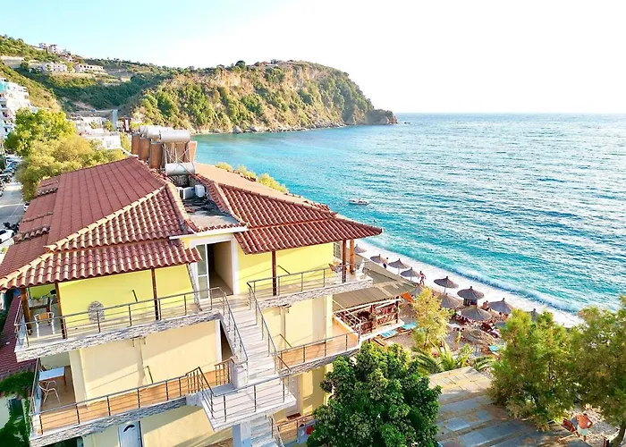 Potam'sea Bliss 33- Front, Sun Beds & Parking * Himara