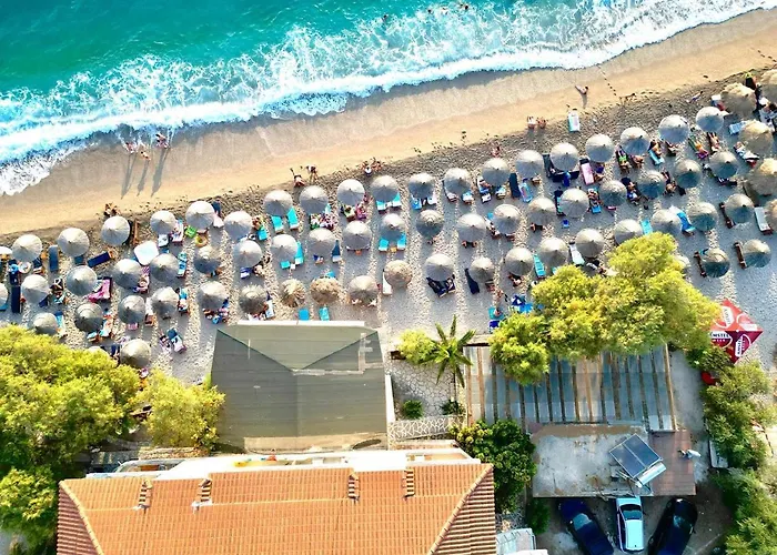 Potam'sea Bliss 33- Front, Sun Beds & Parking