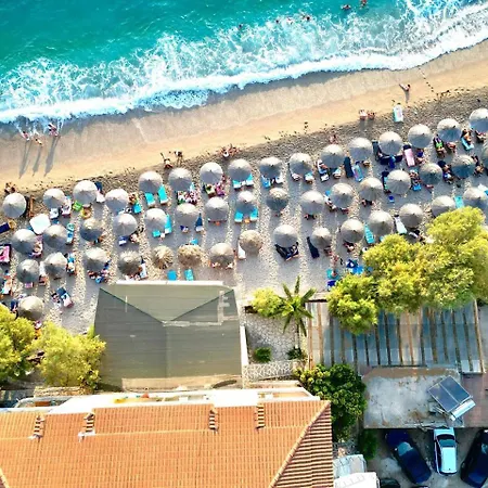 Potam'sea Bliss 33- Front, Sun Beds & Parking