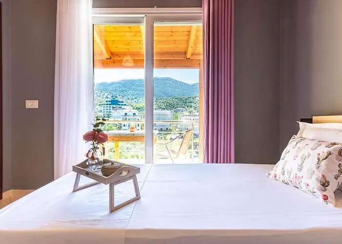 Potam'sea Bliss 33- Front, Sun Beds & Parking